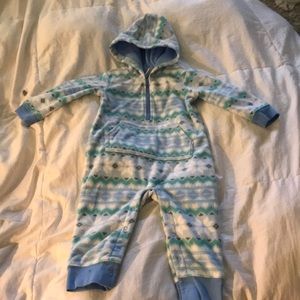 Light fleece romper with hood